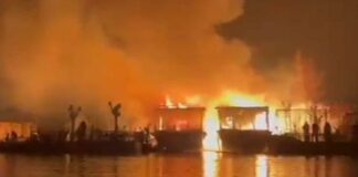 سری نگر کی ڈل جھیل میں ہاؤس بوٹ میں آگ لگ گئی، 3 بنگلہ دیشی سیاح کی موت