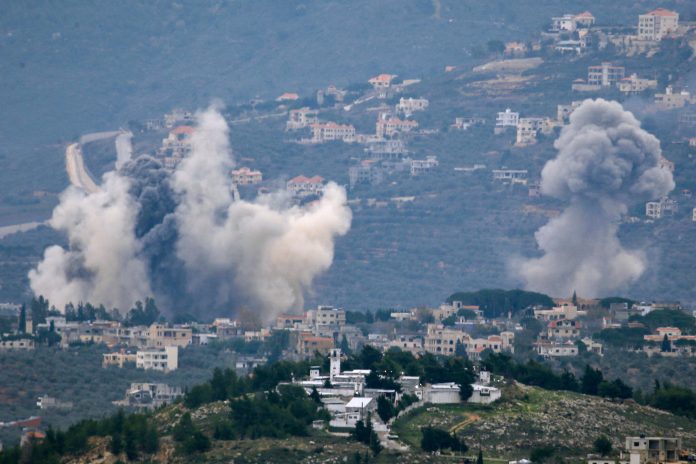 اسرائیل کا جنوبی لبنان پر فضائی حملہ، 10 شہری لقمہ اجل بن گئے.....Pic Courtency: The Israel Times