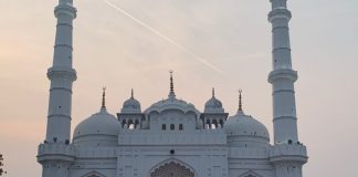 ٹیلے والی مسجد معاملہ: عدالت ہندو فریق کی عرضی پر سماعت کو تیار