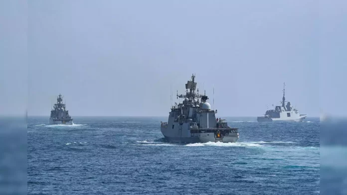 ہندوستانی بحریہ نے بحیرہ عرب میں کارگو جہاز کو ہائی جیک کرنے کی کوشش ناکام بنا دی